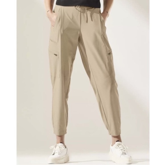 Athleta Go Far Travel Pant Joggers in Tan/Khaki - Picture 1 of 6